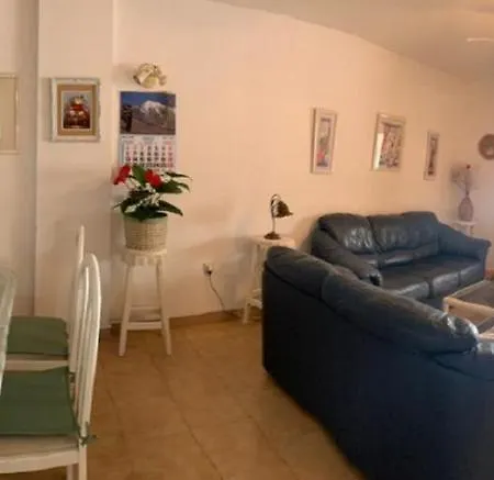 Appartement Views To The Infinite Sea In Cristianos Los Cristianos (Tenerife)